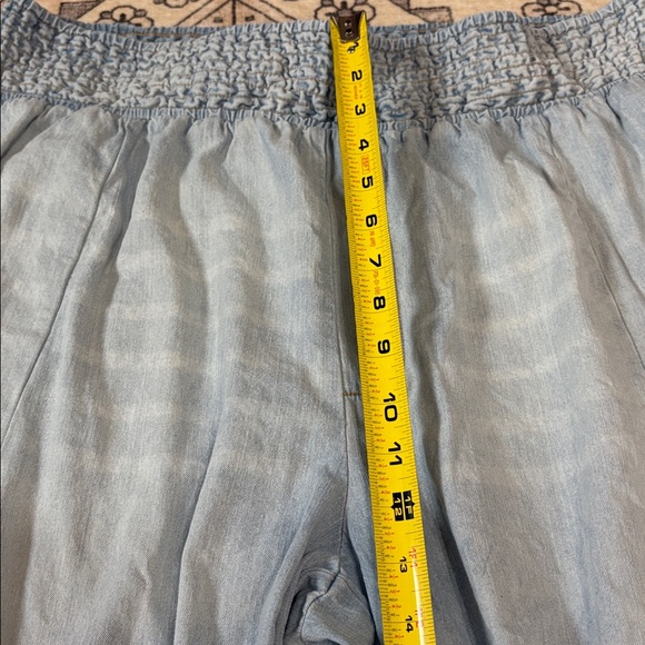 ANTHRO X PILCRO L (31ish* see pics) High-Rise Balloon Pull-On Jeans, light wash - Picture 5 of 12